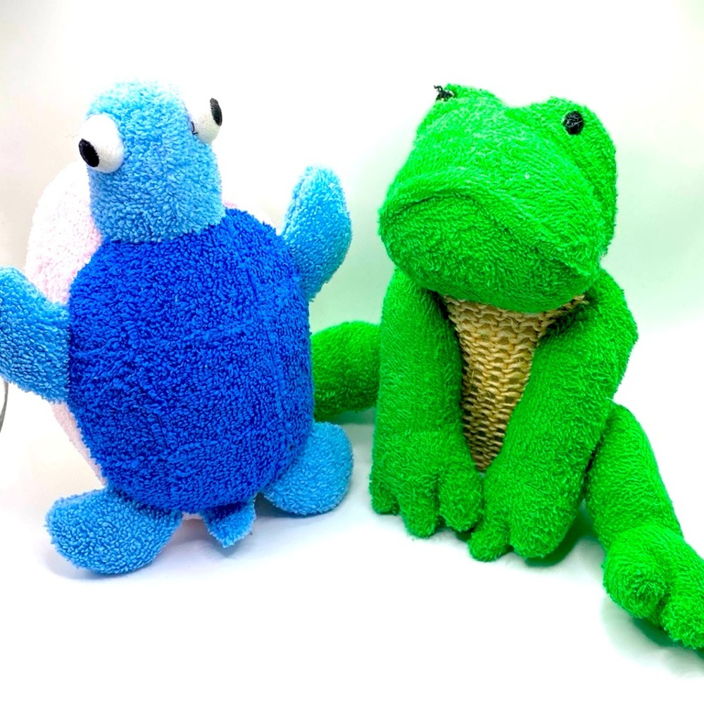 2 Piece Children’s Animal Bath Sponge Loofa Frog Turtle